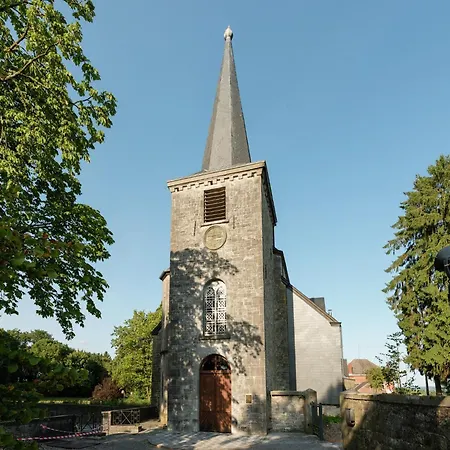 With Hot Tub Marche-en-Famenne